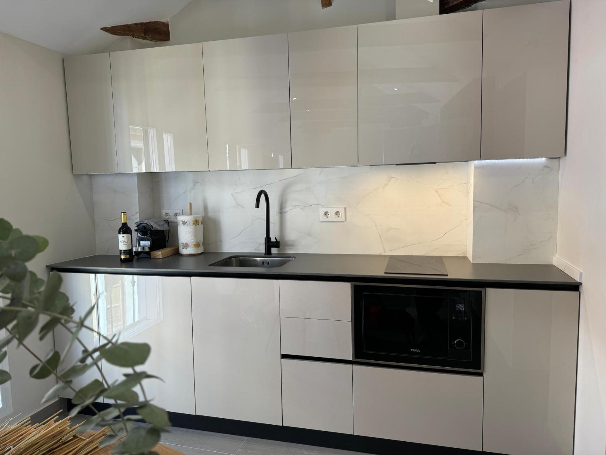 Navas Penthouse 301 By Florentia Homes Granada Luaran gambar