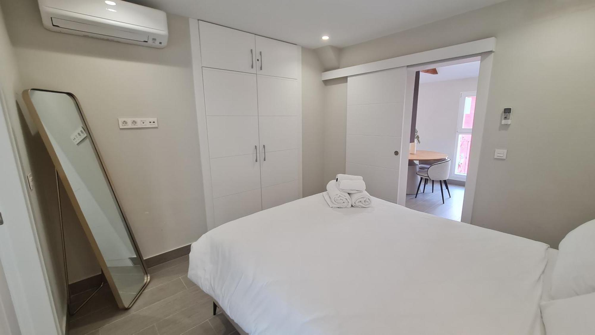 Navas Penthouse 301 By Florentia Homes Granada Luaran gambar