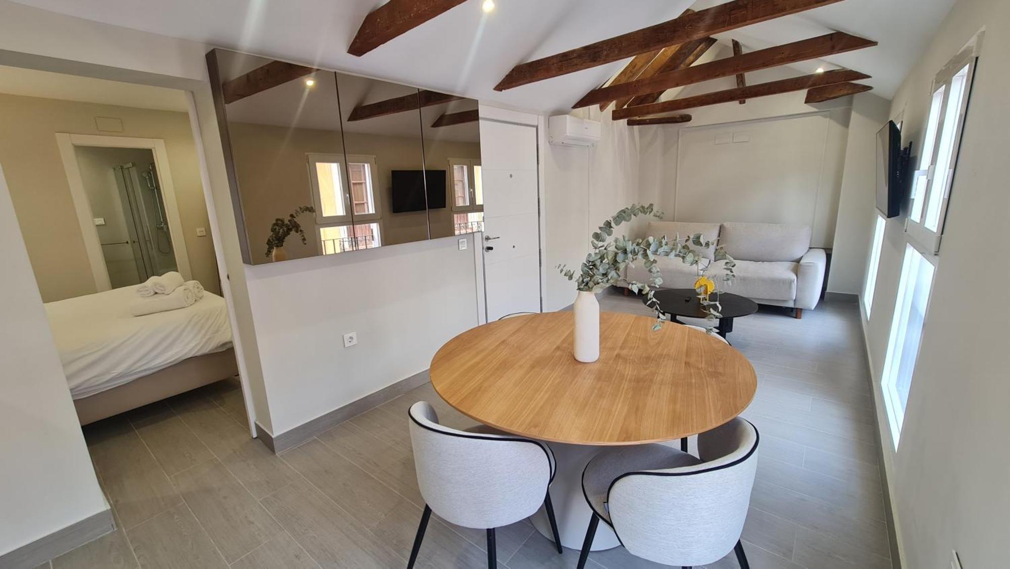 Navas Penthouse 301 By Florentia Homes Granada Luaran gambar