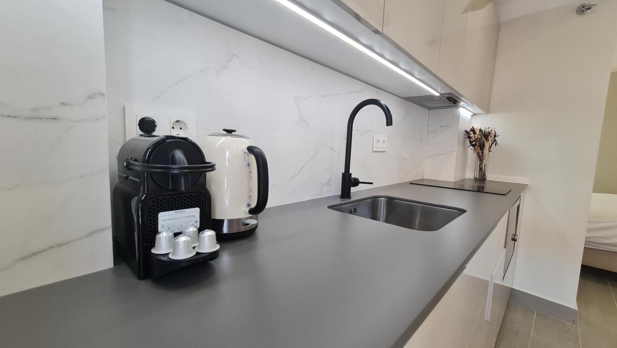 Navas Penthouse 301 By Florentia Homes Granada Luaran gambar